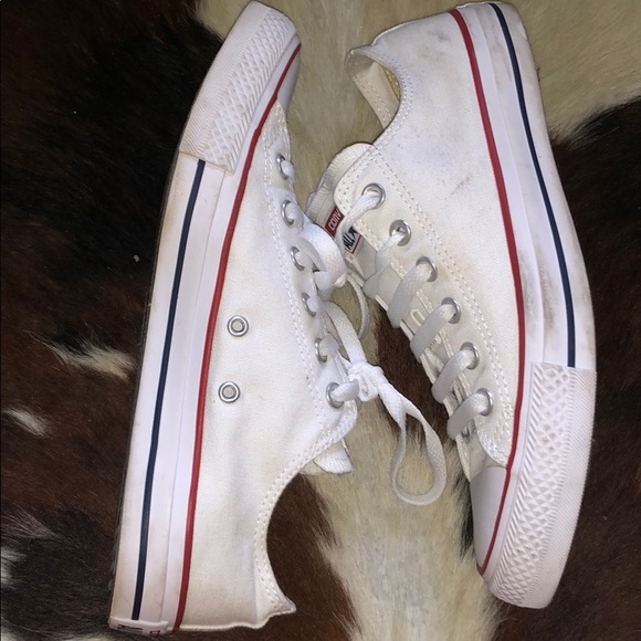 White Size 9 women’s converse - Picture 3 of 4